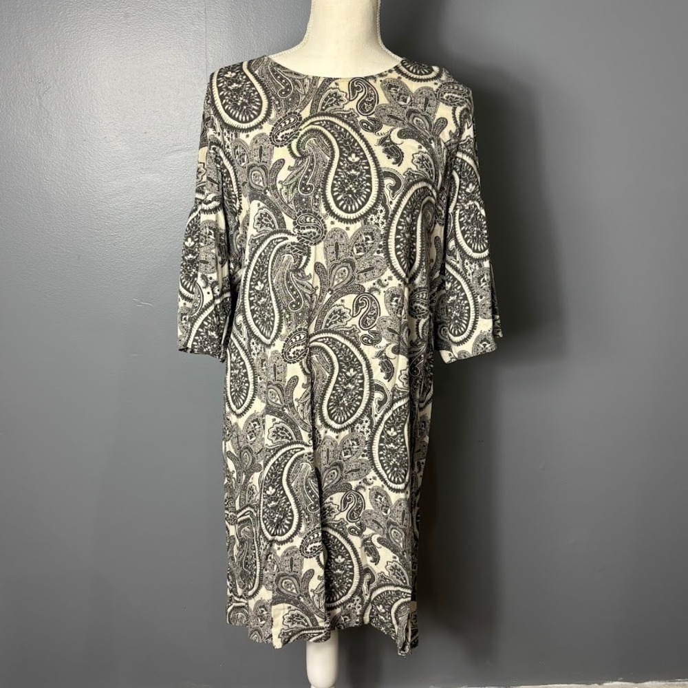 HM Paisley Print Bell Sleeve Shift Dress Black White Viscose‎ Size 12